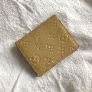 Louis Vuitton vintage wallet